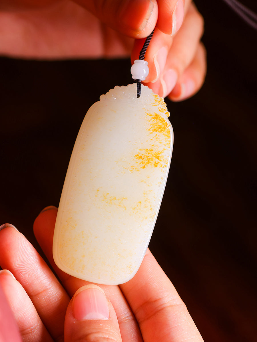 Yellow and White Chinese Hetian Jade Necklace